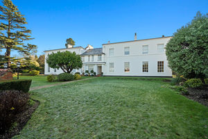 Photo 19- click for photo gallery